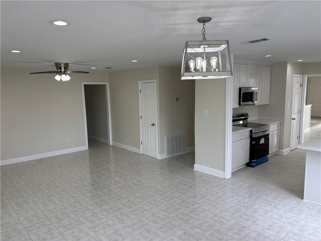 564 Oakwood Drive, Gretna, Louisiana image 10