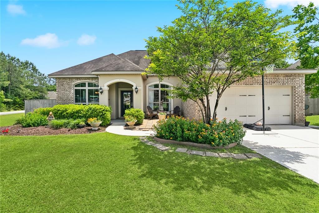 28591 Water Oak Loop, Ponchatoula, Louisiana image 1