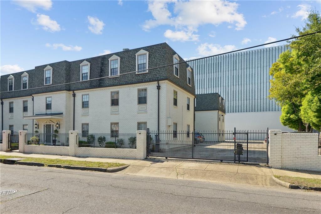 1532 St Andrew Street #101, New Orleans, Louisiana image 2