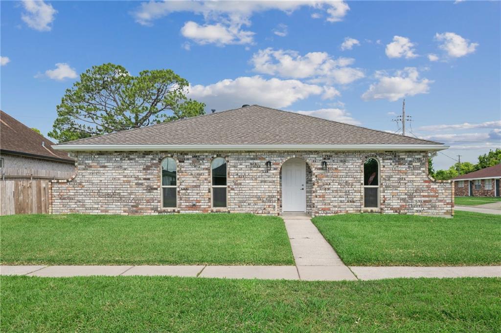 2228 Veronica Drive, Chalmette, Louisiana image 1