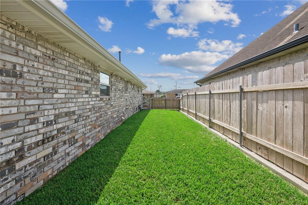 2228 Veronica Drive, Chalmette, Louisiana image 13
