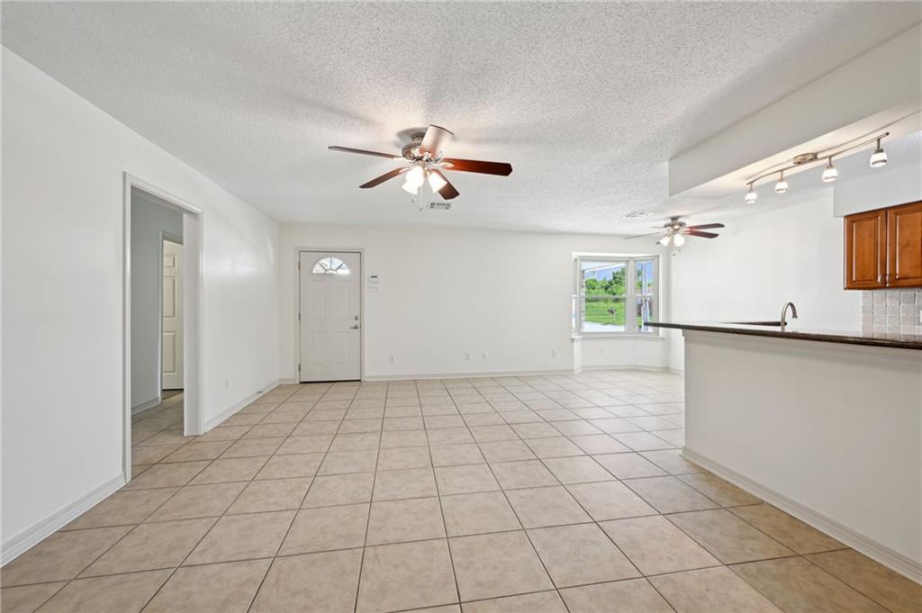 2228 Veronica Drive, Chalmette, Louisiana image 4