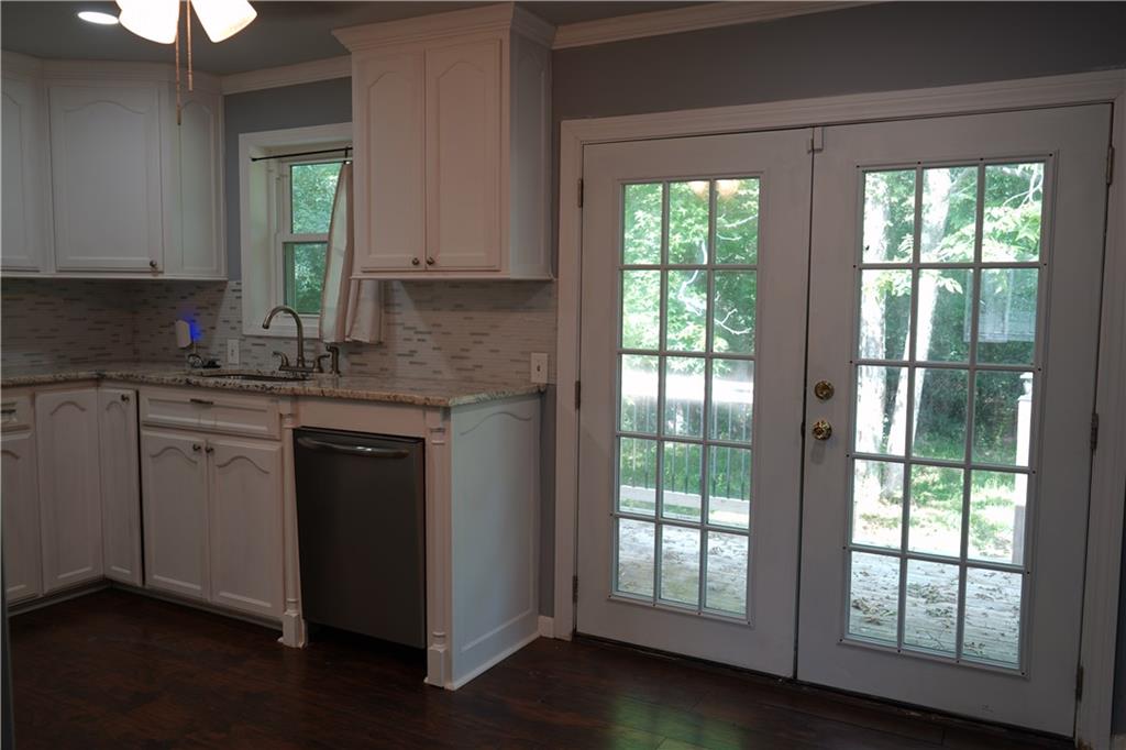 24819 S Walker Road, Denham Springs, Louisiana image 3
