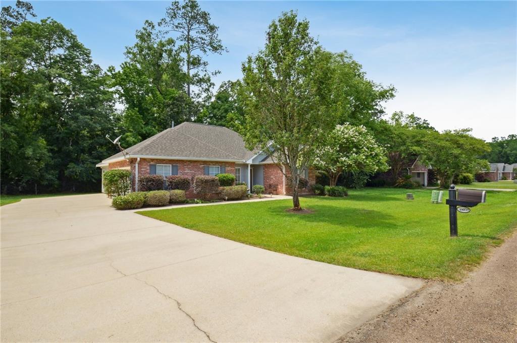 39059 Creek Drive, Ponchatoula, Louisiana image 2
