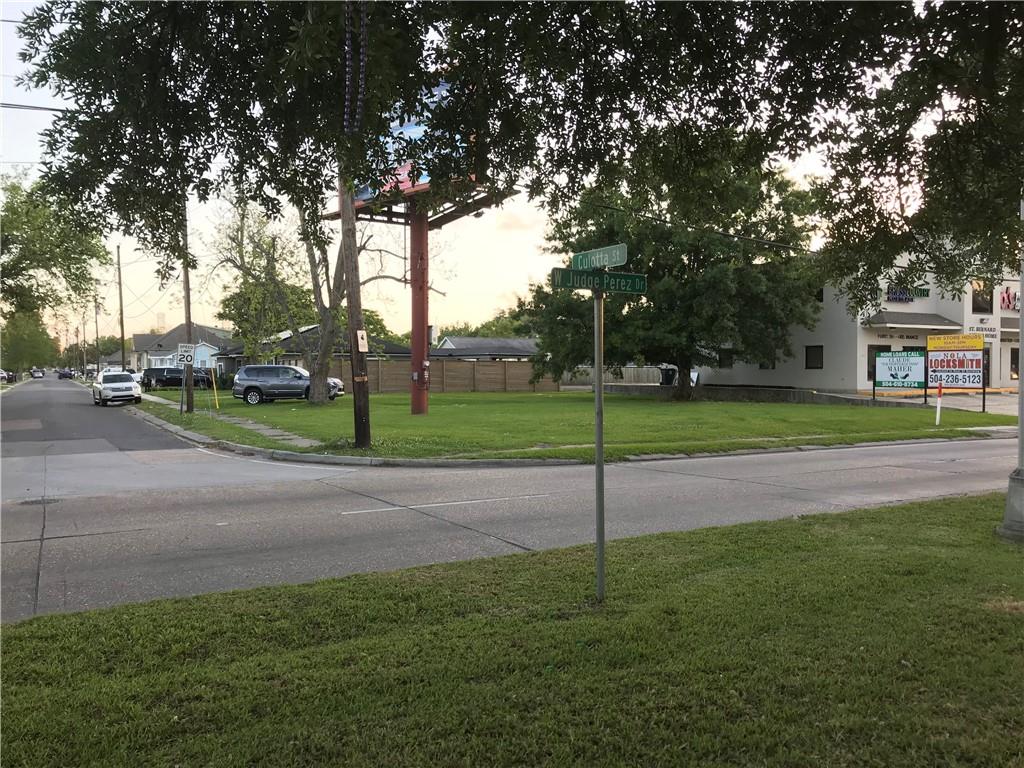 904 W Judge Perez Drive, Chalmette, Louisiana image 1