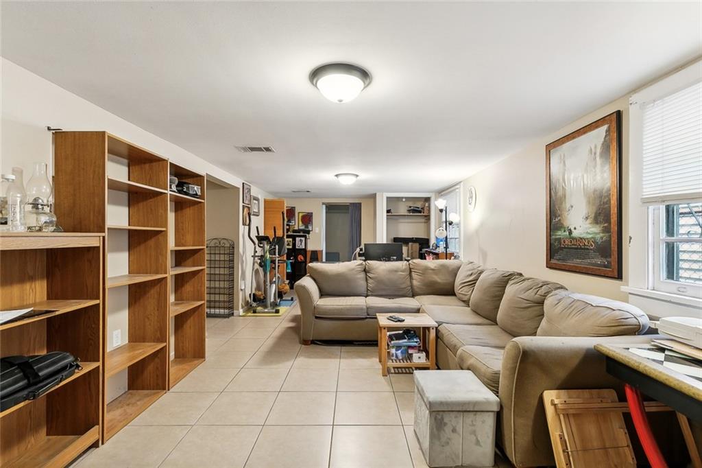 2763 Clover Street, New Orleans, Louisiana image 8