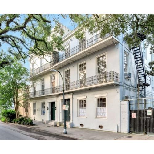 908-10 Esplanade Avenue, New Orleans, Louisiana image 2