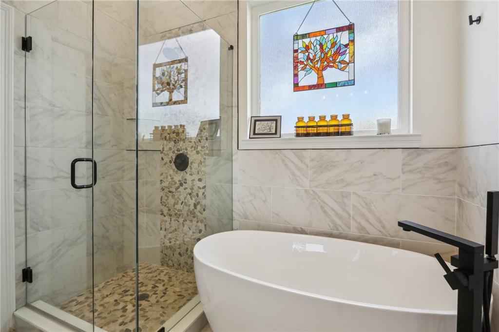 5317 Warrington Drive, New Orleans, Louisiana image 11