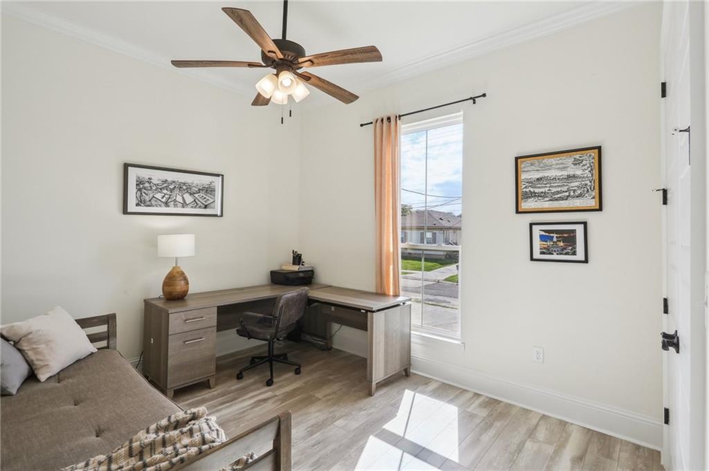 5317 Warrington Drive, New Orleans, Louisiana image 12