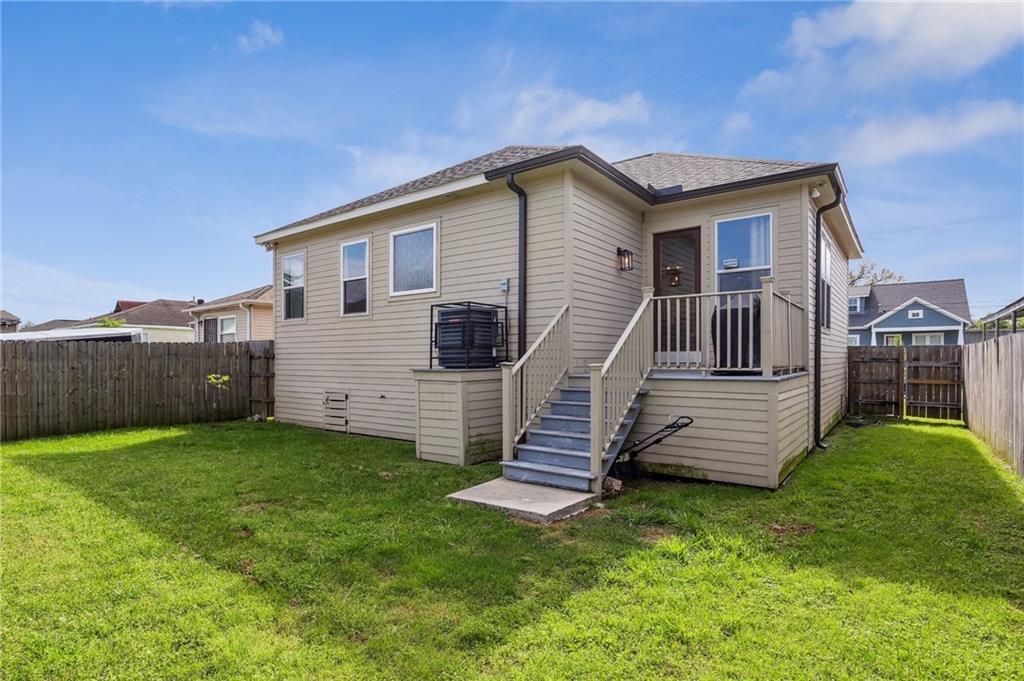 5317 Warrington Drive, New Orleans, Louisiana image 17