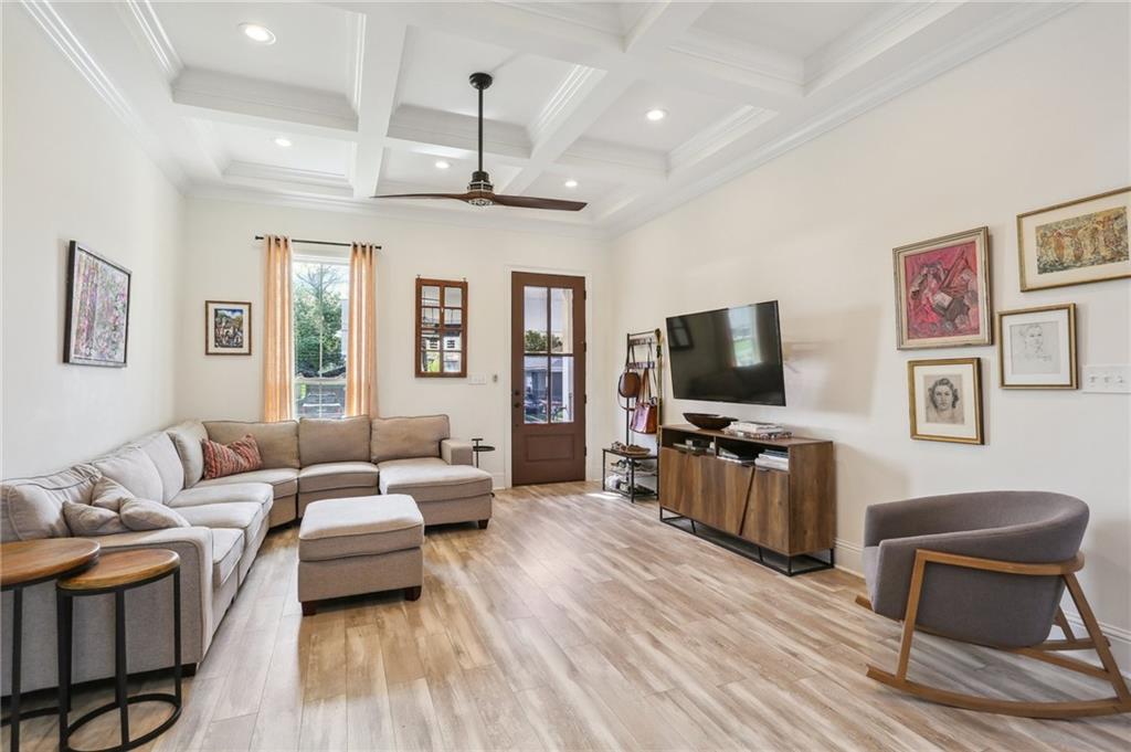 5317 Warrington Drive, New Orleans, Louisiana image 4