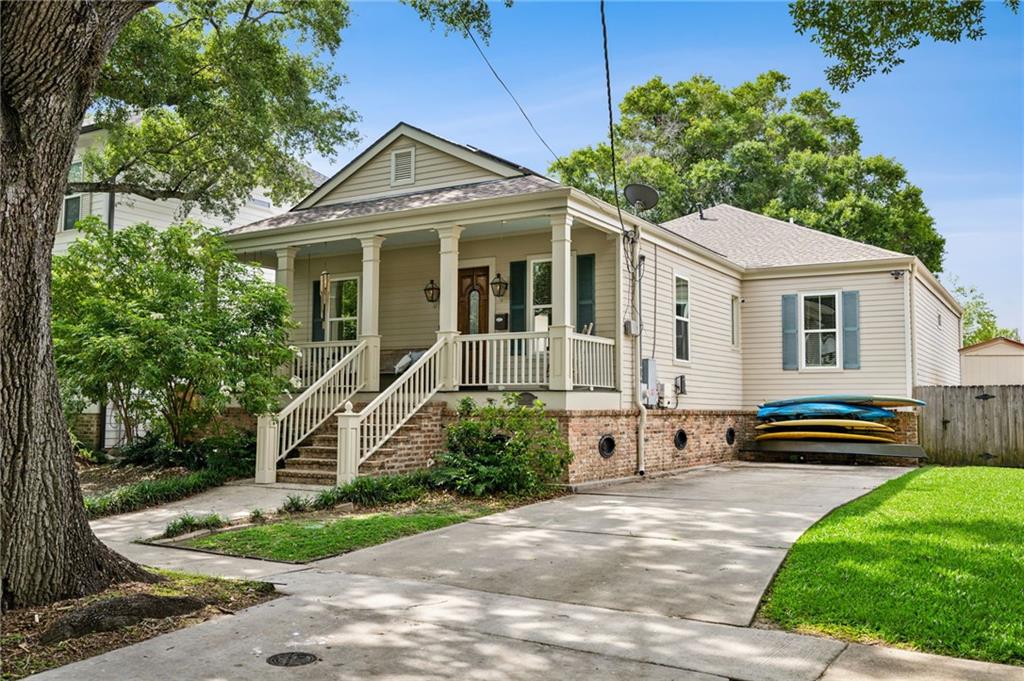 1450 Madrid Street, New Orleans, Louisiana image 2