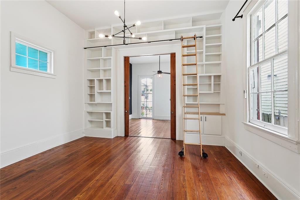 1314 Ursulines Avenue, New Orleans, Louisiana image 7