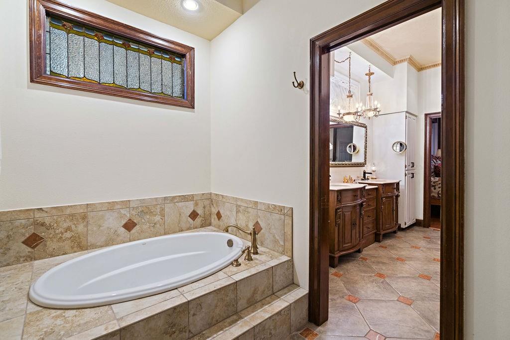 553 Beau Chene Drive, Mandeville, Louisiana image 24