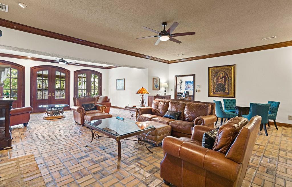553 Beau Chene Drive, Mandeville, Louisiana image 5