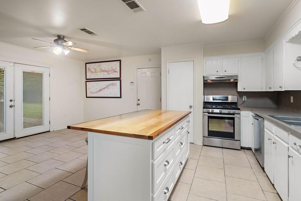 110 Willow Drive, Covington, Louisiana image 8
