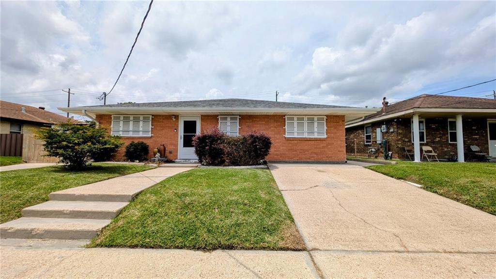 2112 Munster Boulevard, Meraux, Louisiana image 1