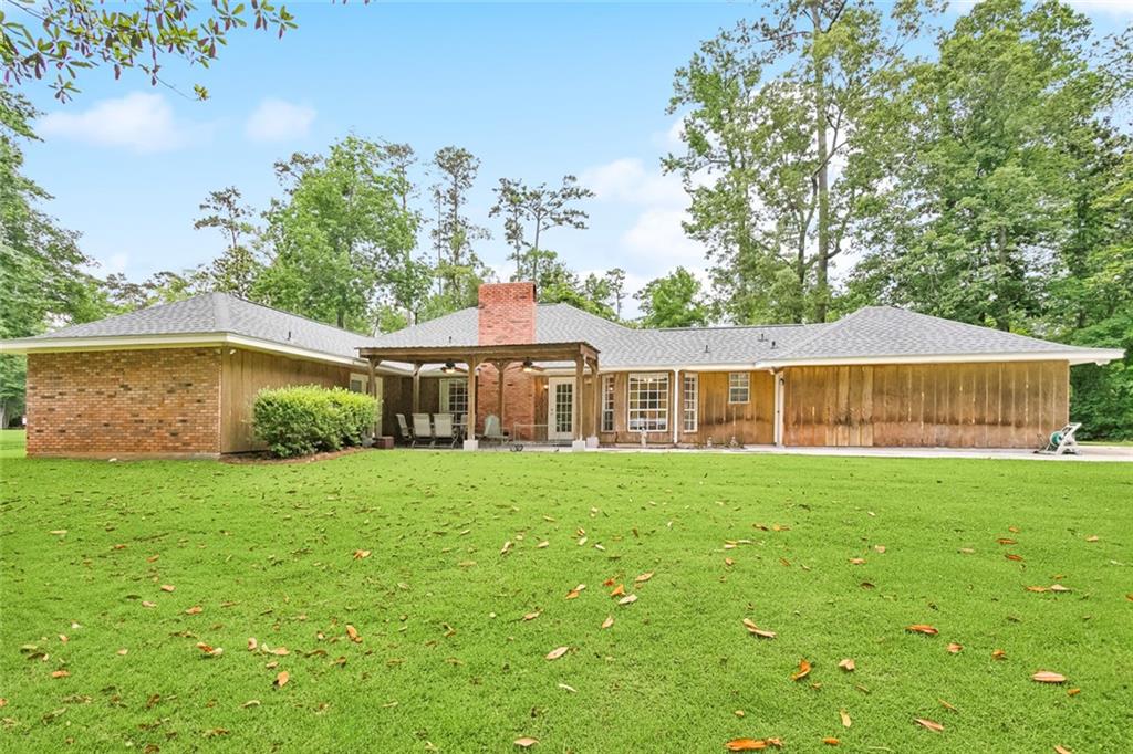 121 Forest Drive, Mandeville, Louisiana image 22