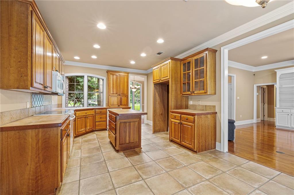 216 Secluded  Oaks Lane, Madisonville, Louisiana image 13