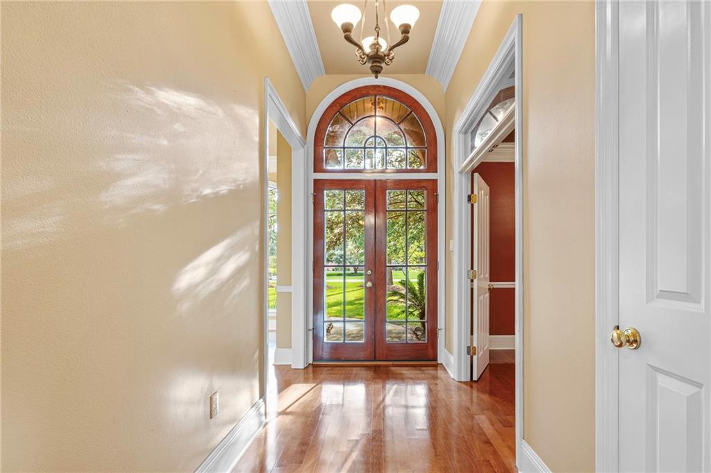 216 Secluded  Oaks Lane, Madisonville, Louisiana image 5