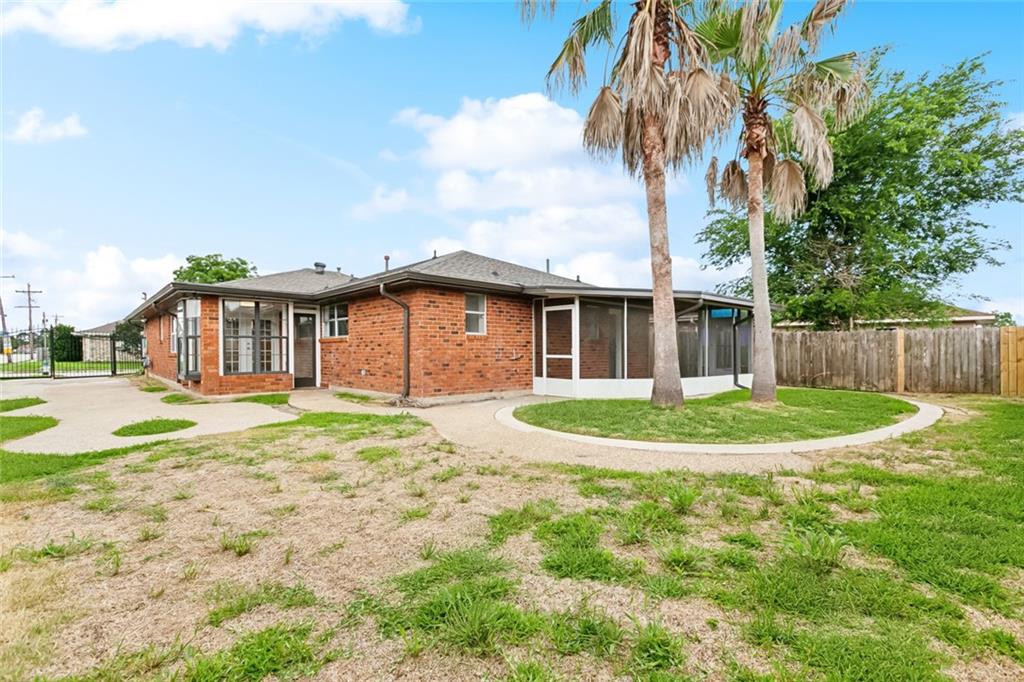 4901 Friar Tuck Drive, New Orleans, Louisiana image 13