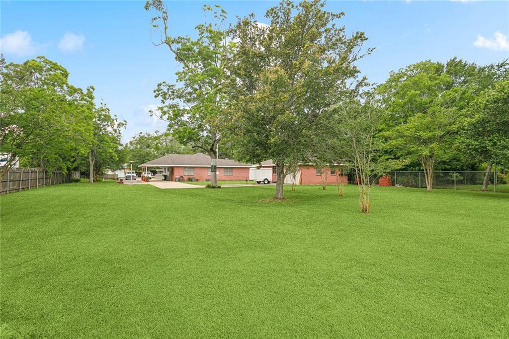 2017 Monroe Street, Mandeville, Louisiana image 2