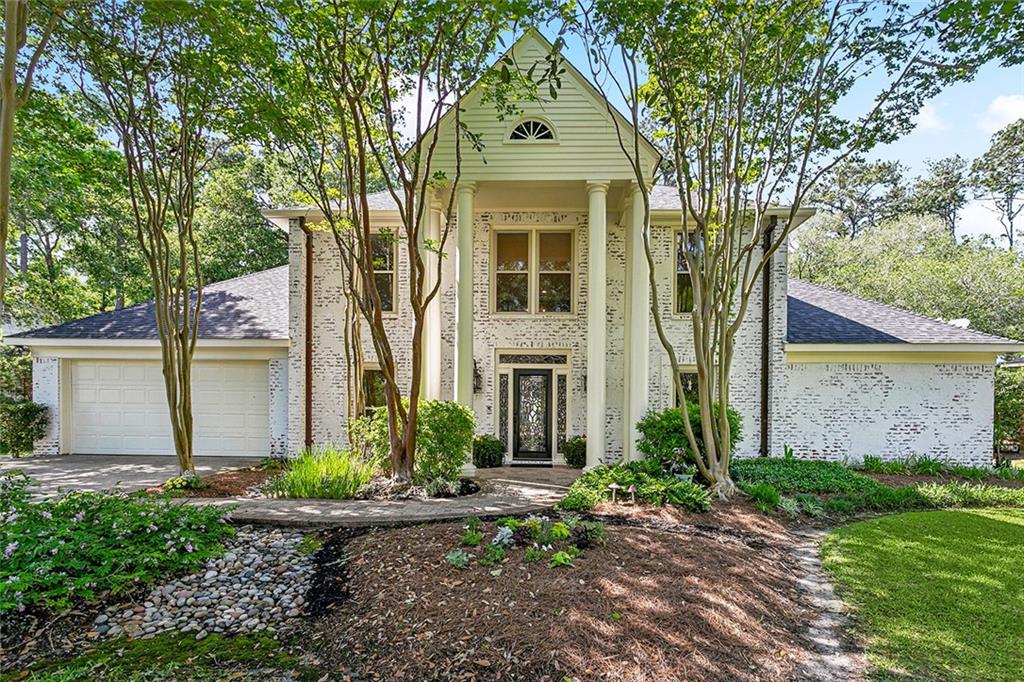 511 Beau Chene Drive, Mandeville, Louisiana image 1