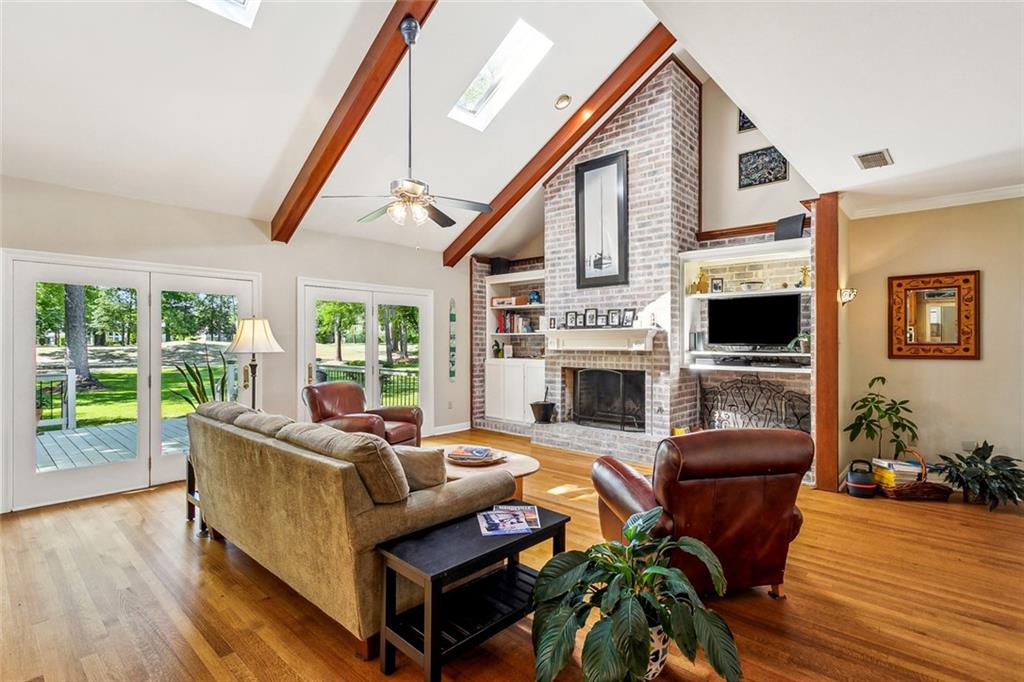 511 Beau Chene Drive, Mandeville, Louisiana image 5