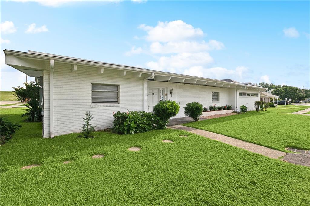 1501 Poinsettia Drive, Metairie, Louisiana image 1