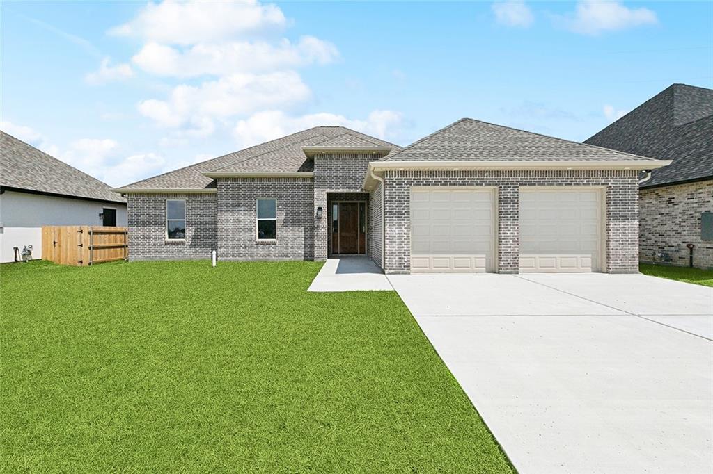 156 Mallard Drive, Westwego, Louisiana image 1