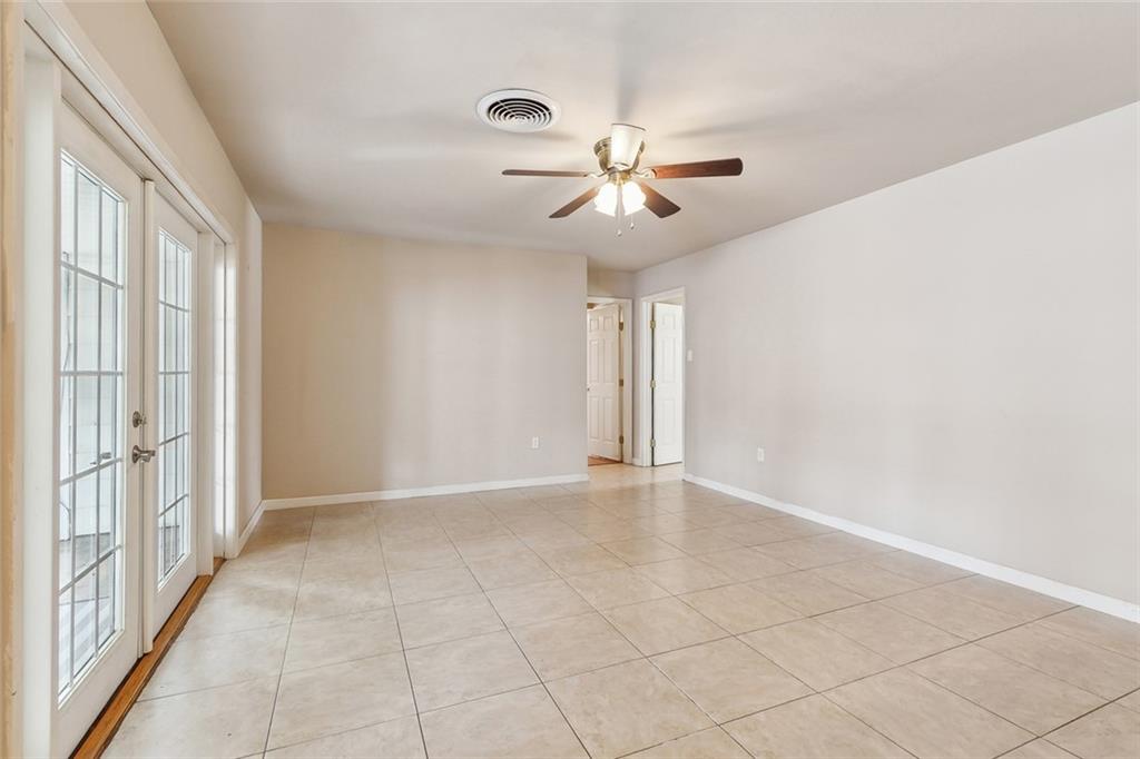 6301 Schouest Street, Metairie, Louisiana image 25