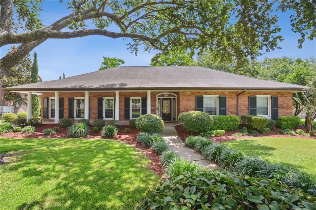 653 Fairfield Avenue, Gretna, Louisiana image 1