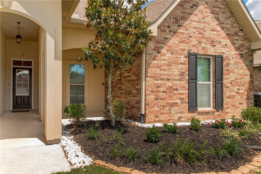 422 Scotch Pine Drive, Ponchatoula, Louisiana image 3