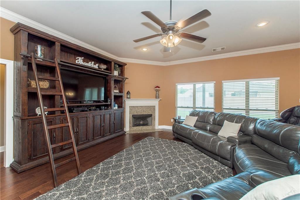 422 Scotch Pine Drive, Ponchatoula, Louisiana image 6