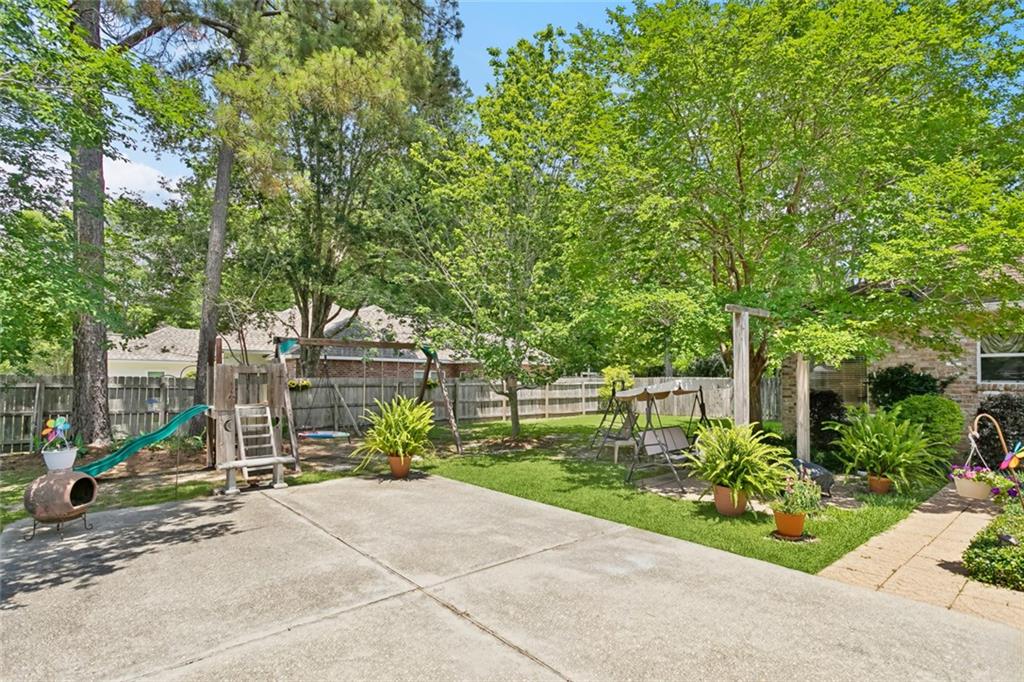 210 Westwood Drive, Mandeville, Louisiana image 23