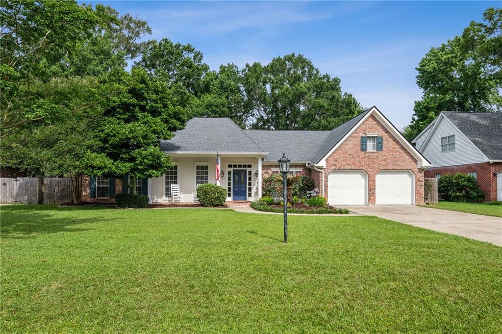 1283 Clearwater Drive, Mandeville, Louisiana image 1