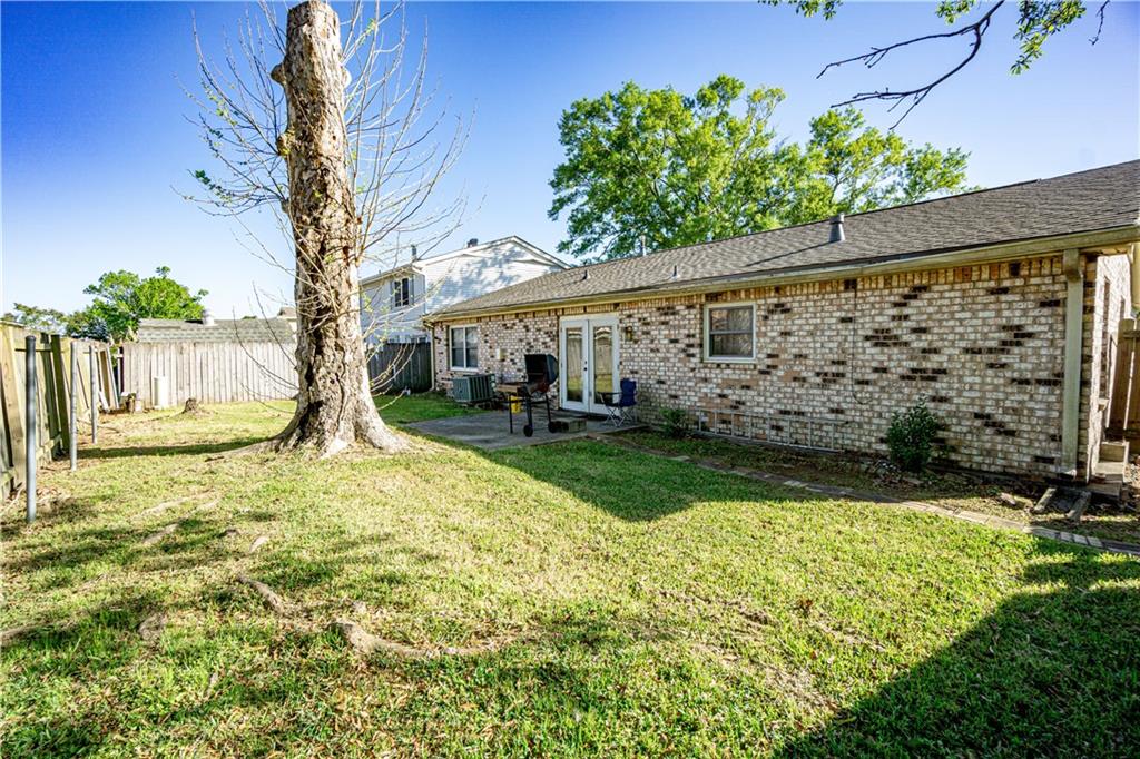 2404 Timbers Drive, Harvey, Louisiana image 14
