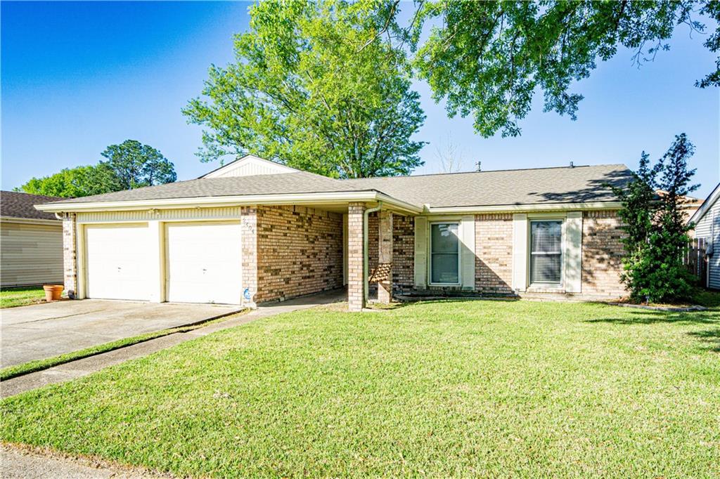 2404 Timbers Drive, Harvey, Louisiana image 2