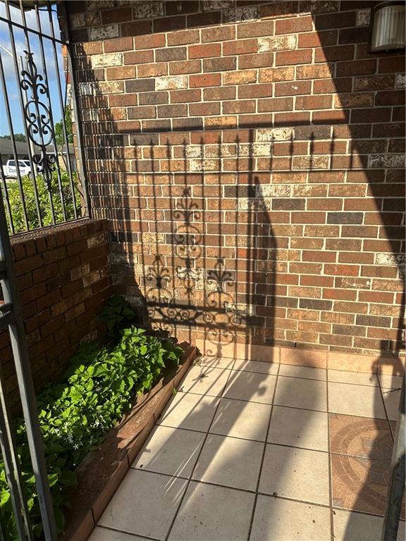 5037 Woodcrest Drive, Marrero, Louisiana image 2