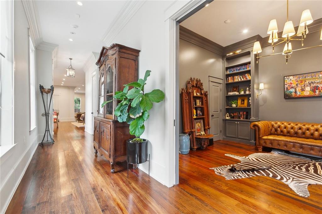1026 Valence Street, New Orleans, Louisiana image 3
