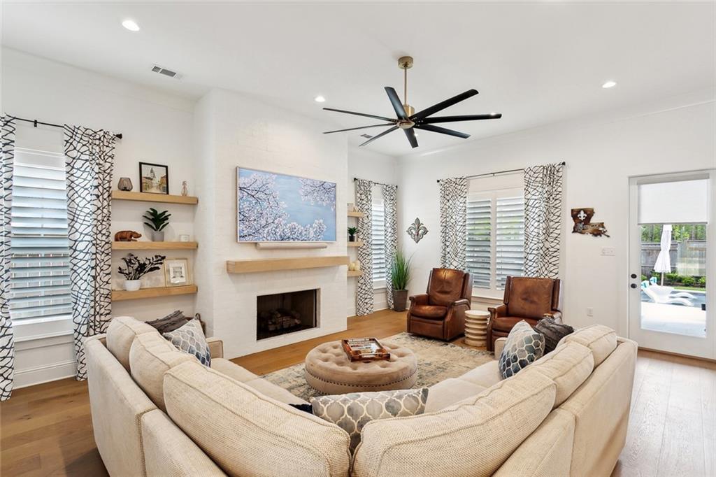 121 Chateau Papillon Lane, Mandeville, Louisiana image 4