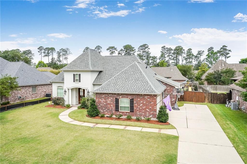 1067 Scarlet Oak Lane, Mandeville, Louisiana image 3