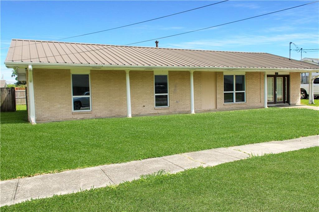 220 Glenwood Drive, Houma, Louisiana image 1