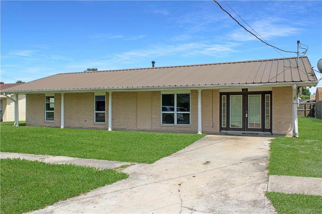 220 Glenwood Drive, Houma, Louisiana image 2