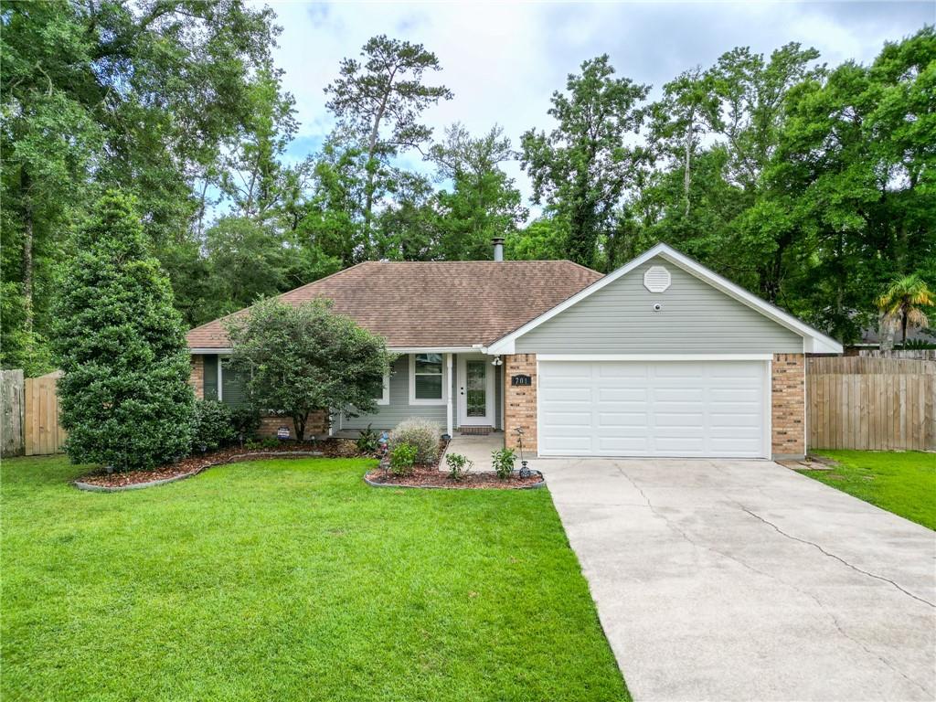 701 S Black Lake Court, Slidell, Louisiana image 2