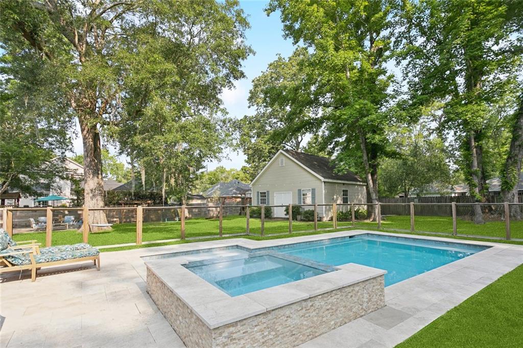 203 Willow Circle, Mandeville, Louisiana image 19
