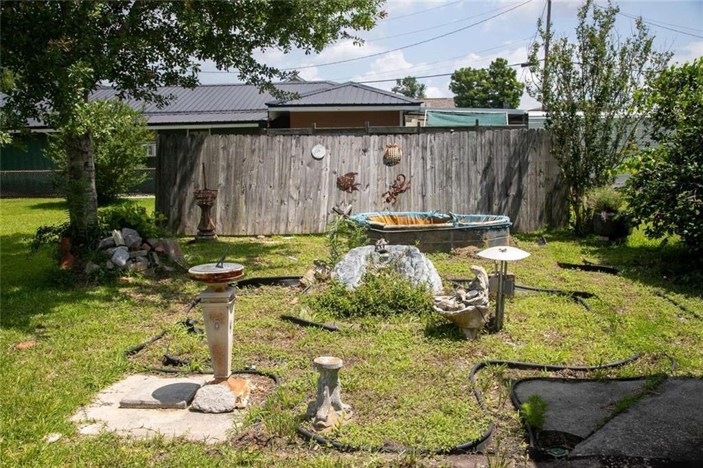 215 W 22nd Street, Larose, Louisiana image 24