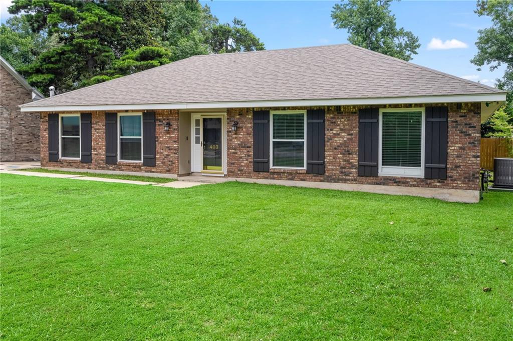 403 Evergreen Drive, Mandeville, Louisiana image 2