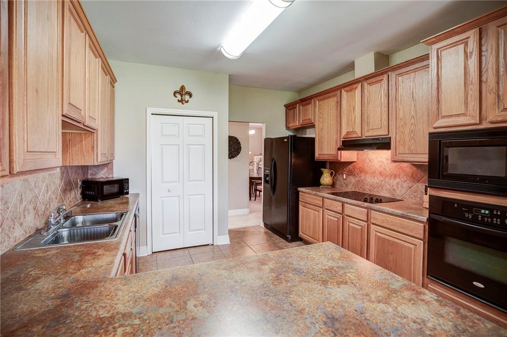 39070 Pirogue Avenue, Gonzales, Louisiana image 17