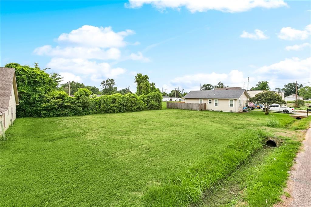 227 Barreca Street, Norco, Louisiana image 2